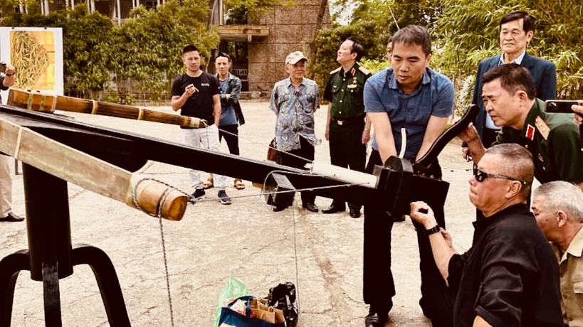 Hào khí bất diệt của dân tộc Việt Nam qua siêu vũ khí vượt thời đại nỏ thần