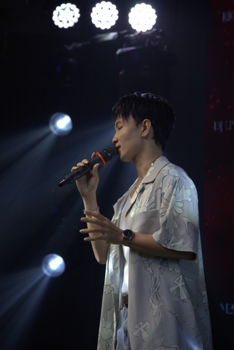 Học sinh chuyên sư phạm tổ chức lễ trao giải và Prom night Red Carpet 2025: Elysian