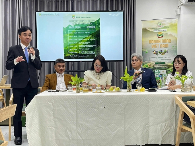 Thạc sĩ Trần Quốc Duy, Phó Viện trưởng Viện IMRIC chia sẻ về những định hướng hợp tác khả thi giữa WVCEA và các doanh nghiệp nông nghiệp: Ảnh: Văn Dũng