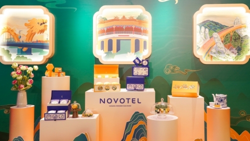 Mừng Đà Nẵng mới cùng bộ sưu tập bánh Trung thu 2025 – “Trăng Soi Miền Di Sản” của Novotel Danang Premier Han River