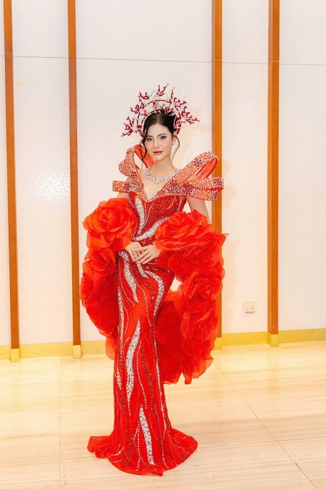 Dấu ấn haute couture trên sàn diễn gây quỹ thiện nguyện