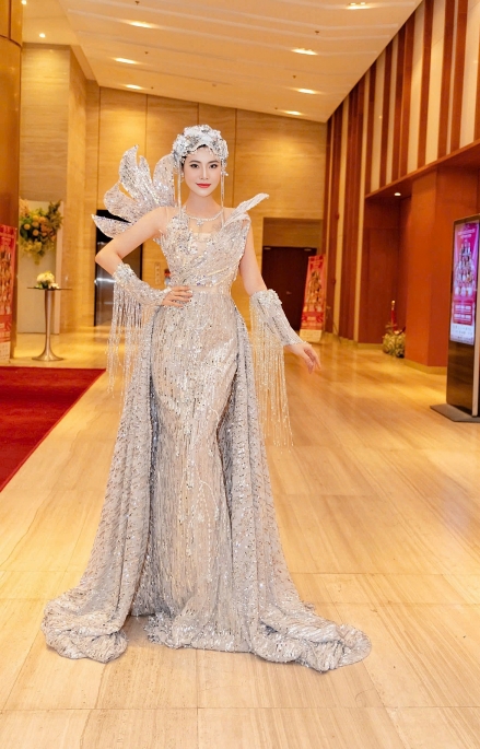 Dấu ấn haute couture trên sàn diễn gây quỹ thiện nguyện