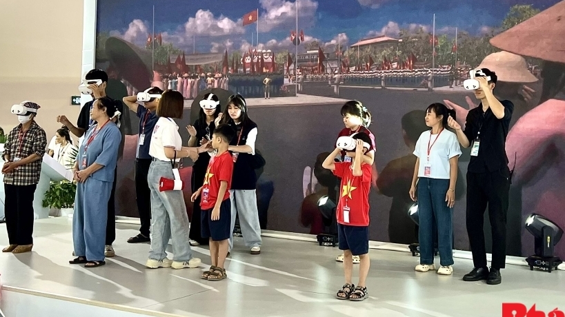 Chuẩn bị kỹ lưỡng cho lễ bế mạc Triển lãm "Thành tựu đất nước" diễn ra vào ngày 15/9