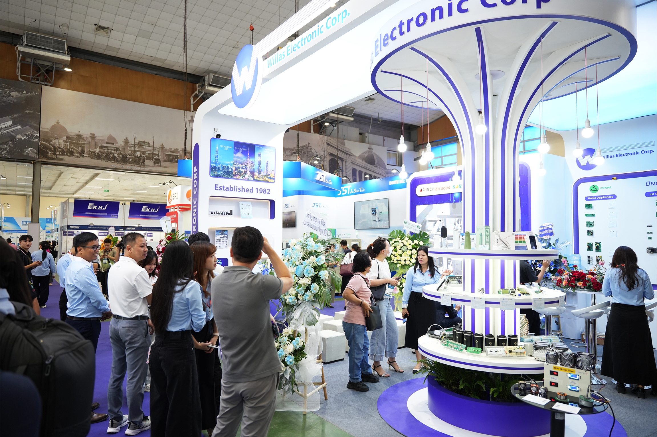 Khai mạc NEPCON Vietnam 2025: 17 năm kiến tạo công nghệ điện tử toàn cầu