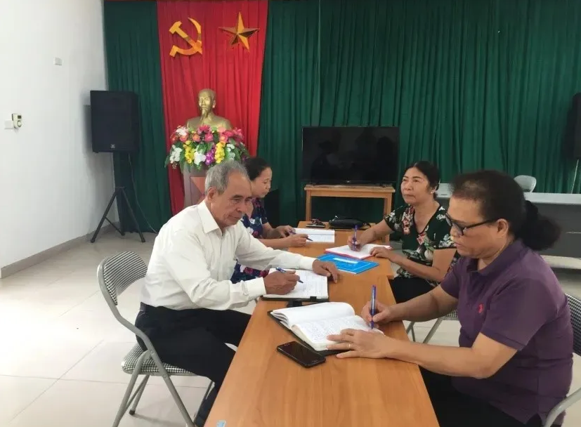 Trong bối cảnh thực hiện chính quyền địa phương 2 cấp, việc triển khai hiệu quả công tác hòa giải ở cơ sở đóng vai trò quan trọng trong việc giữ gìn ổn định xã hội. Trong bối cảnh thực hiện chính quyền địa phương 2 cấp, việc triển khai hiệu quả công tác hòa giải ở cơ sở đóng vai trò quan trọng trong việc giữ gìn ổn định xã hội.