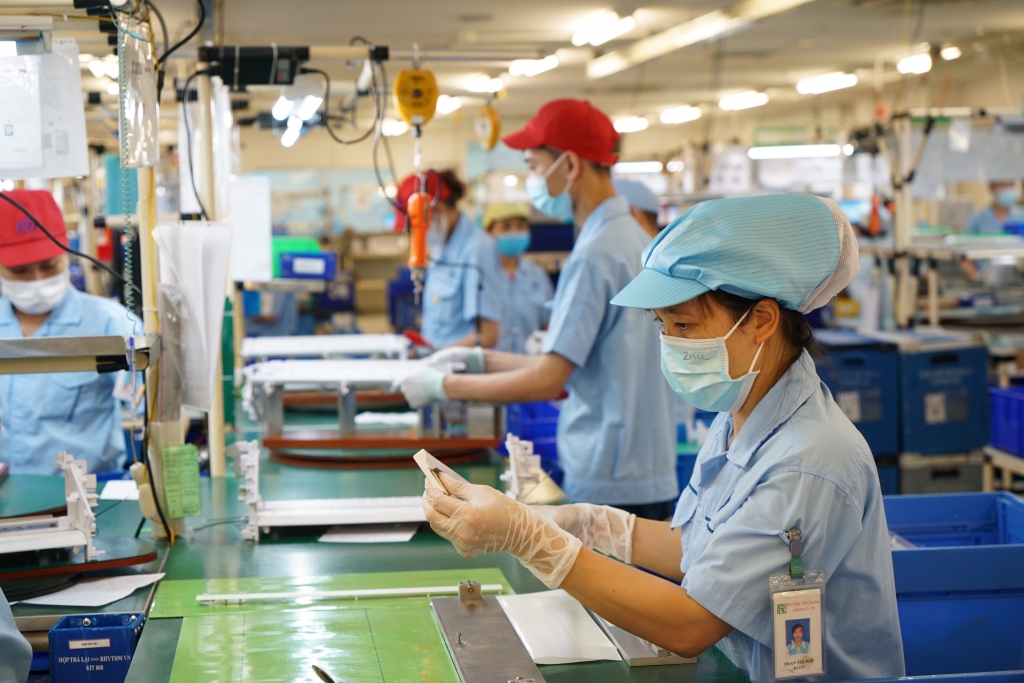 Hoạt động sản xuất tại Khu công nghiệp Nội Bài, Hà Nội. Ảnh: Phạm Hùng