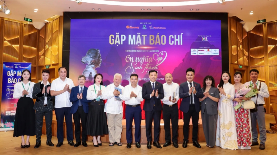 "Ơn nghĩa sinh thành 2025" kể chuyện những tấm gương đạo hiếu