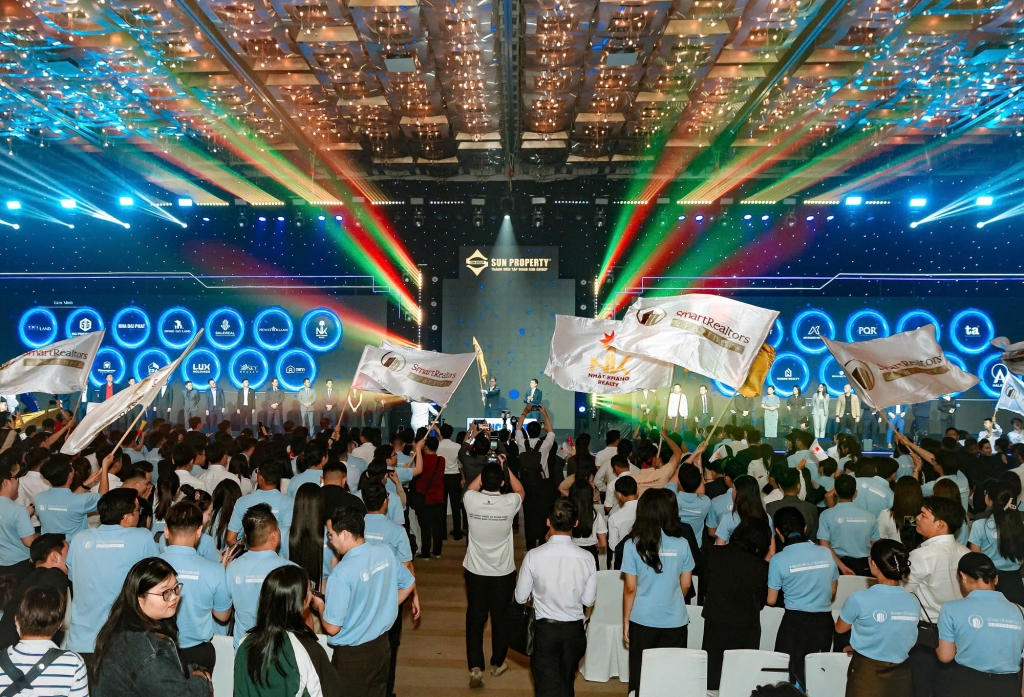 Nghi thức kick off của các đại lý phân phối Blanca City