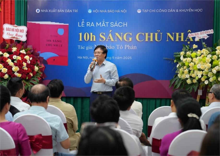 Tập tản văn “10h sáng Chủ nhật”  của nhà báo Tô Phán giúp chúng ta tìm về an yên và trân quý tình người