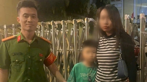 Hải Phòng: giúp đỡ một cháu bé đặc biệt đi lạc trong đêm