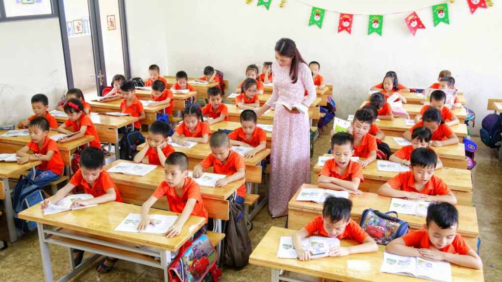 Bộ Giáo dục và Đào tạo xây dựng cơ chế huy động kinh phí cho dạy học 2 buổi/ngày