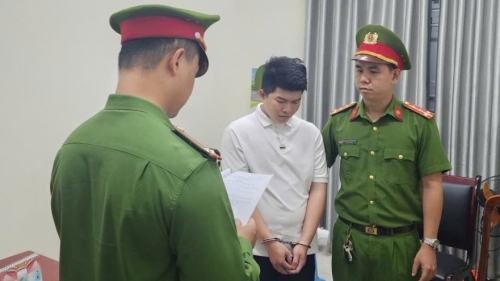 Bộ mặt thật của nam thanh niên chuyên đăng bán các loại chim cảnh