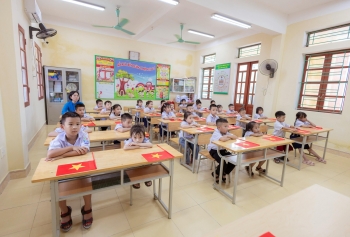 Đưa tiếng Anh thành ngôn ngữ thứ hai trong trường: cần chuẩn bị những gì?