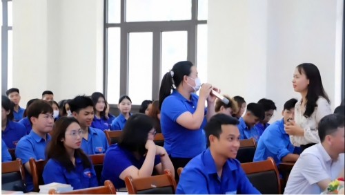 Thanh niên xã Thiên Lộc tích cực tham gia khám sức khỏe trước kết hôn