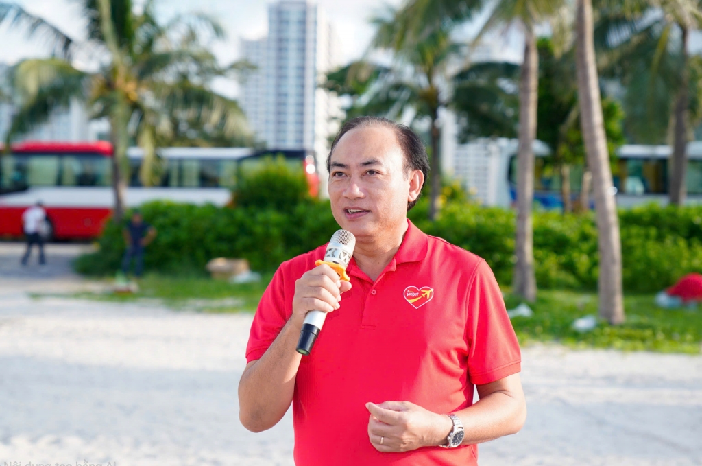 Phó Tổng Giám đốc thường trực Vietjet Tô Việt Thắng khẳng định cam kết phát triển bền vững của Vietjet