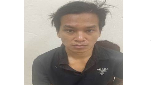 Từ việc kiểm tra người đàn ông đi xe máy có biểu hiện nghi vấn