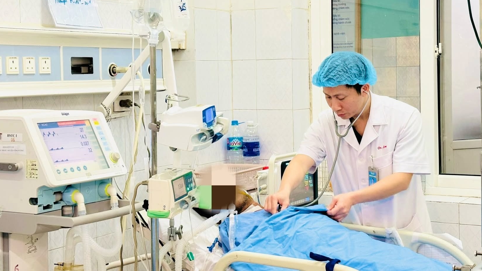 Hiểm họa từ thói quen “tự học, tự kê đơn, tự điều trị”