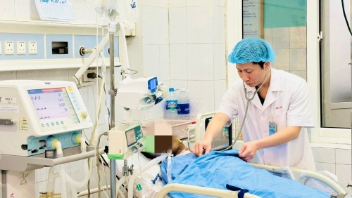 Hiểm họa từ thói quen “tự học, tự kê đơn, tự điều trị”