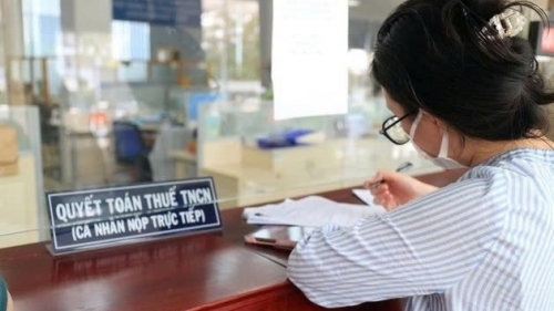 Bộ Công an đề xuất miễn thuế thu nhập với lương từ ngân sách