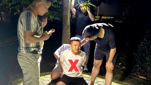 Bắt quả tang Phan Văn Đức mang theo hàng cấm ở Hải Phòng