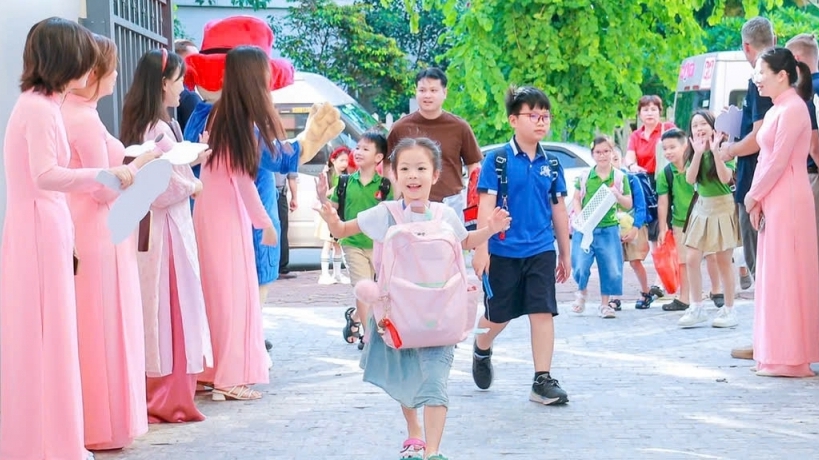 Nhà nước hỗ trợ tiền học phí cho học sinh trường tư như thế nào?