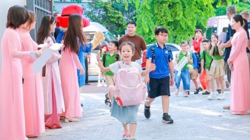 Nhà nước hỗ trợ tiền học phí cho học sinh trường tư như thế nào?