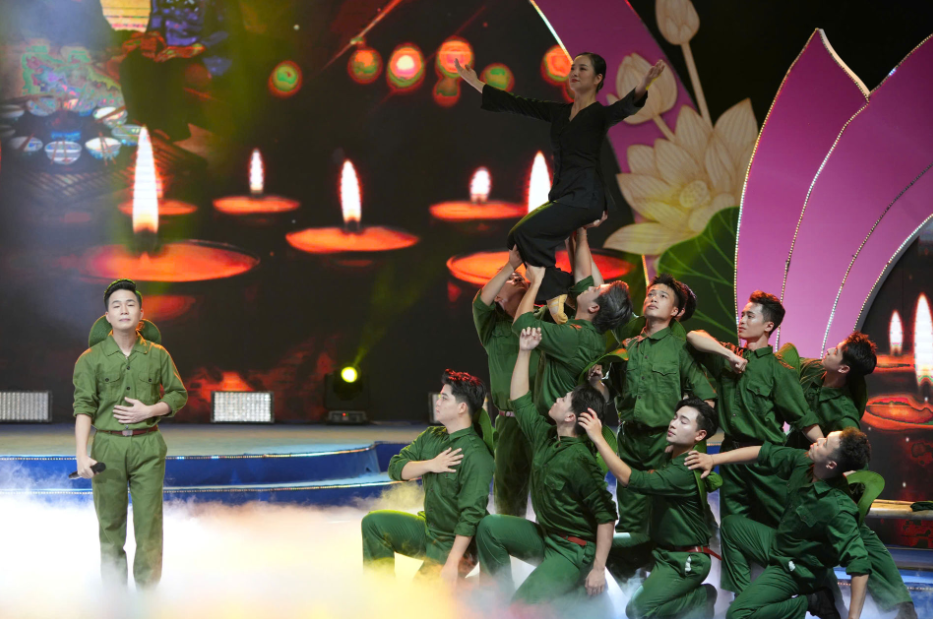 Chương trình nghệ thuật đặc biệt “Ơn nghĩa sinh thành 2025”: lan tỏa thông điệp yêu thương, giá trị đạo hiếu