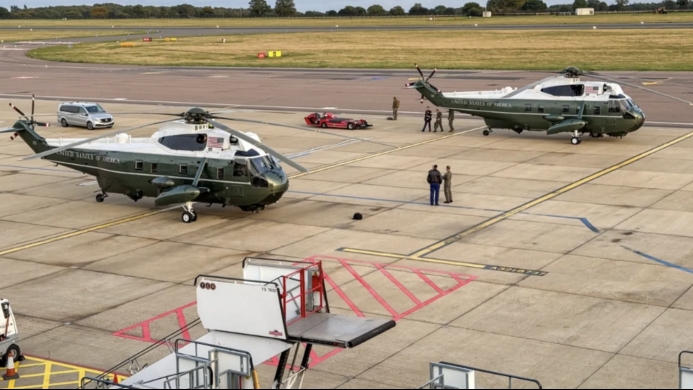 Trực thăng chở Tổng thống Donald Trump hạ cánh khẩn cấp tại Anh