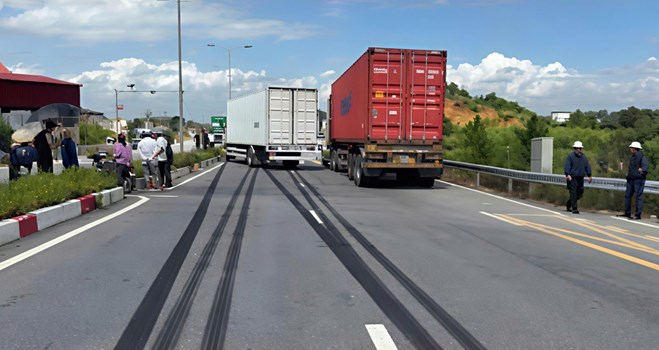 Hiện trường vụ tai nạn. Ảnh: Ban An toàn giao thông TP Hải Phòng Hiện trường vụ tai nạn. Ảnh: Ban An toàn giao thông TP Hải Phòng