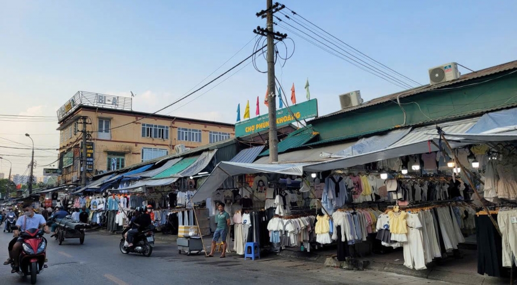 Kỳ 1: Chợ xuống cấp, tiểu thương như ngồi trên “đống lửa”