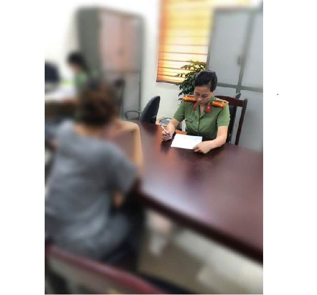 Công an phường Sơn Tây làm việc với chị T.T.T