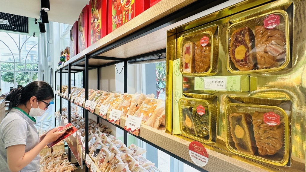 Siết chặt kiểm soát để bảo đảm an toàn thực phẩm bánh Trung thu