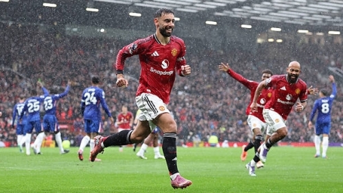 Man Utd 2-1 Chelsea: hai tấm thẻ đỏ và chiến thắng cho đội bóng áo đỏ