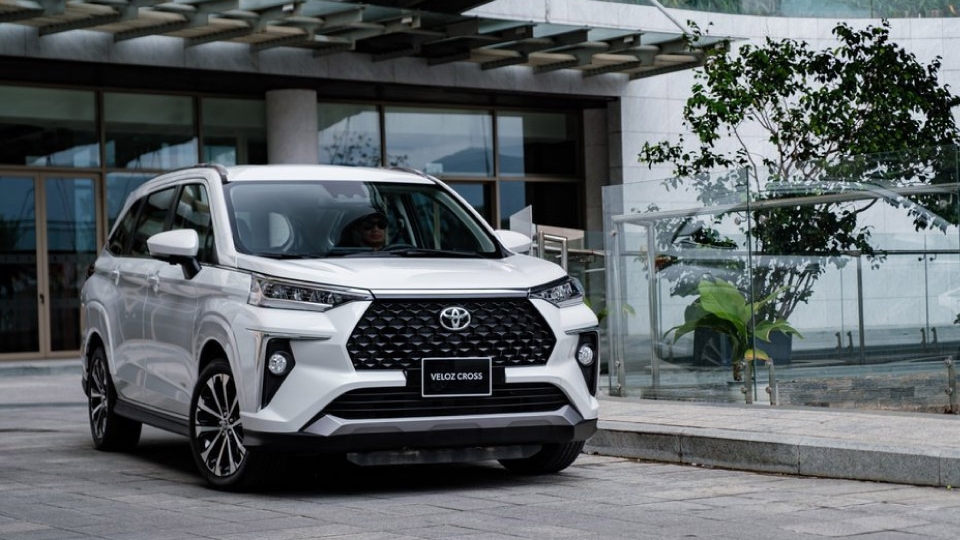 Cập nhật bảng giá ô tô Toyota mới nhất tháng 9/2025