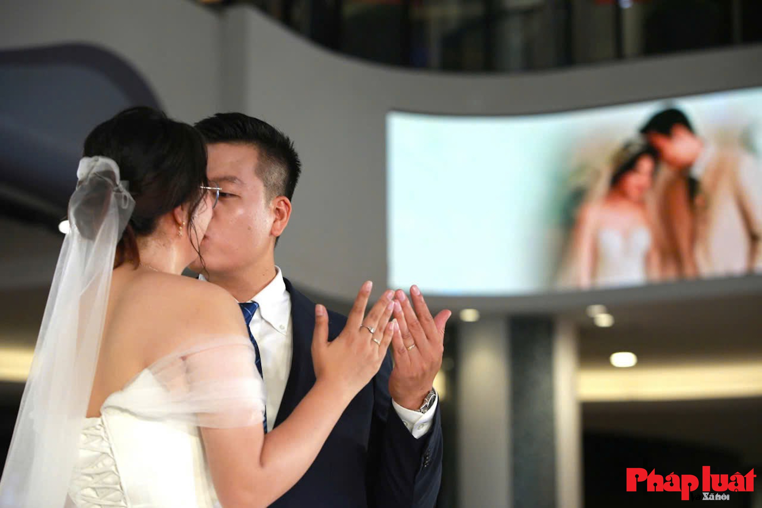 Những khoảnh khắc khó quên trong lễ cưới tập thể “Hơn Cả Yêu”