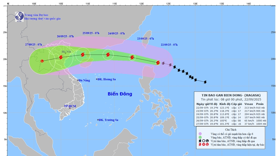 Siêu bão RAGASA gây gió giật cấp 17, khu vực Bắc Biển Đông biển động dữ dội