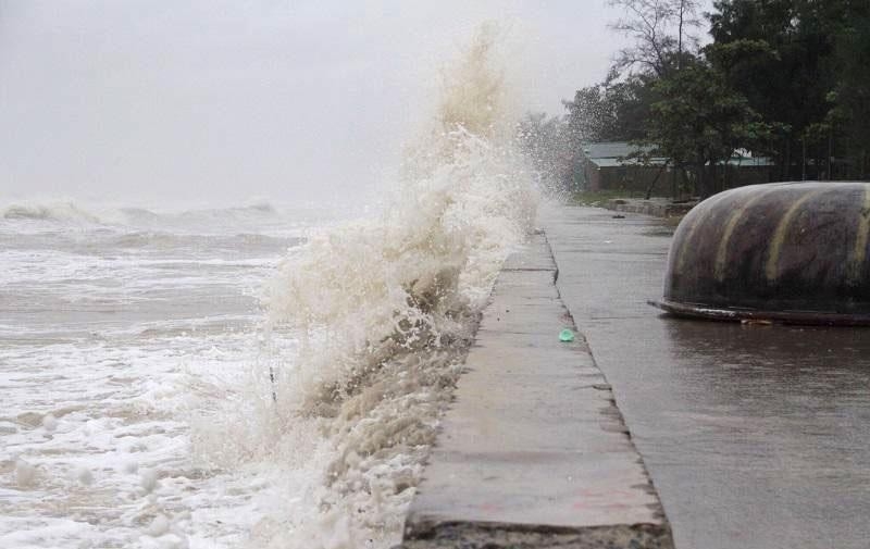 Thủ tướng yêu cầu Bộ trưởng Bộ Văn hóa, Thể thao và Du lịch chỉ đạo triển khai công tác bảo đảm an toàn đối với khách du lịch và các hoạt động du lịch, nhất là trên biển, trên đảo và vùng ven biển.