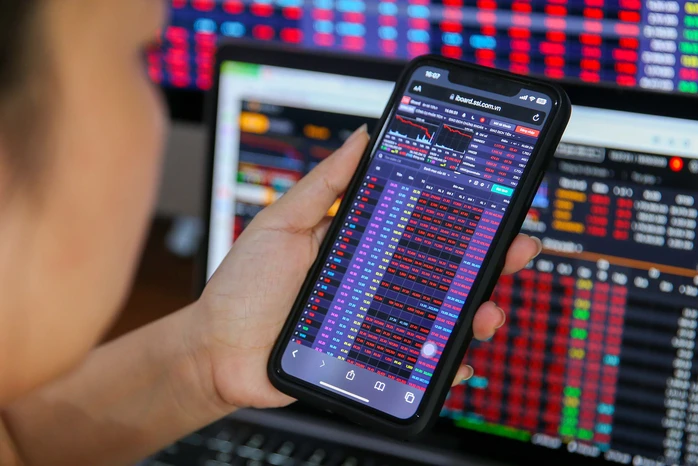 VN-Index tiếp tục giảm sâu. Ảnh: Int