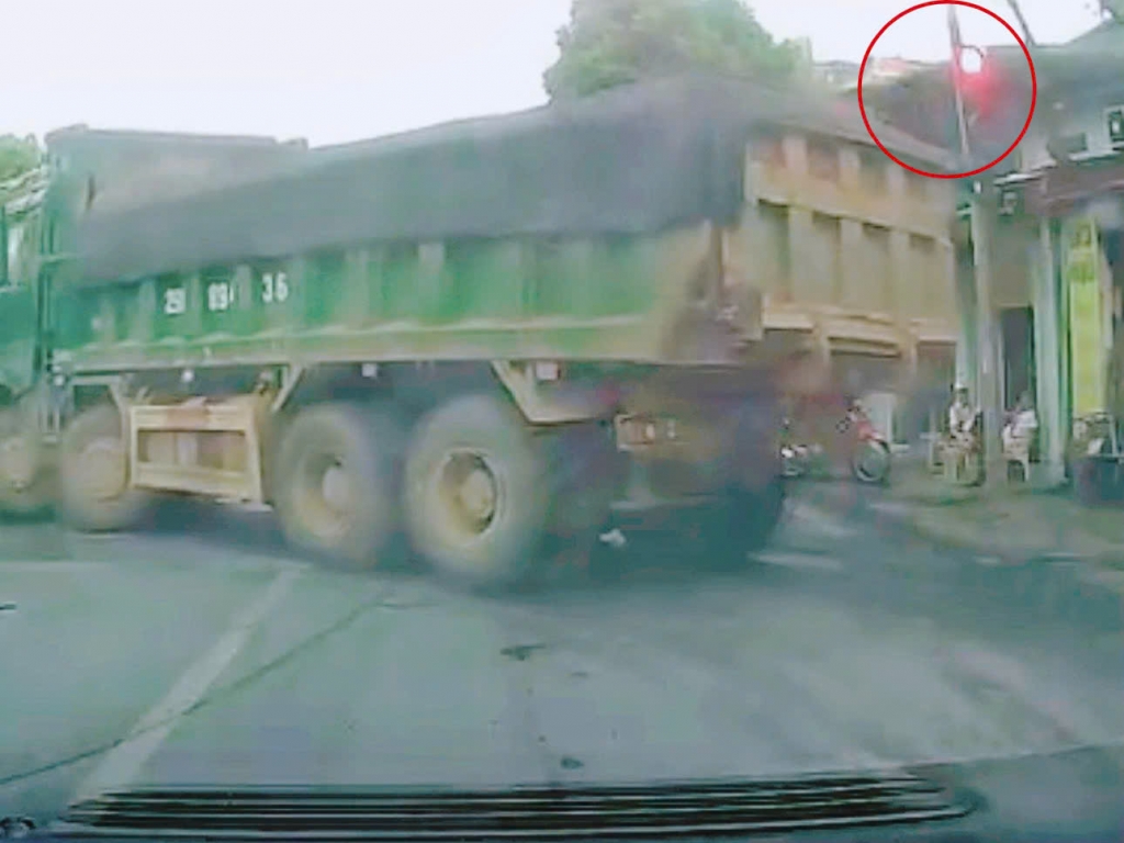 Hình ảnh người dân cung cấp. Hình ảnh người dân cung cấp.