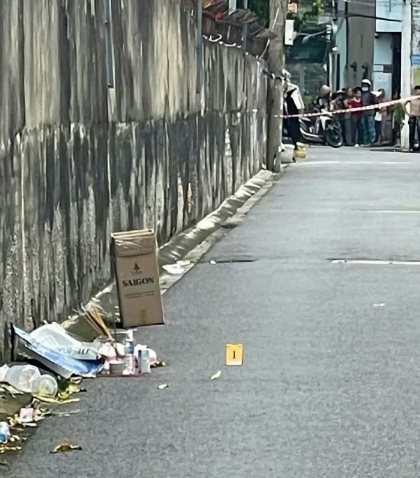 Hiện trường bé sơ sinh bị bỏ rơi, Ảnh: VD