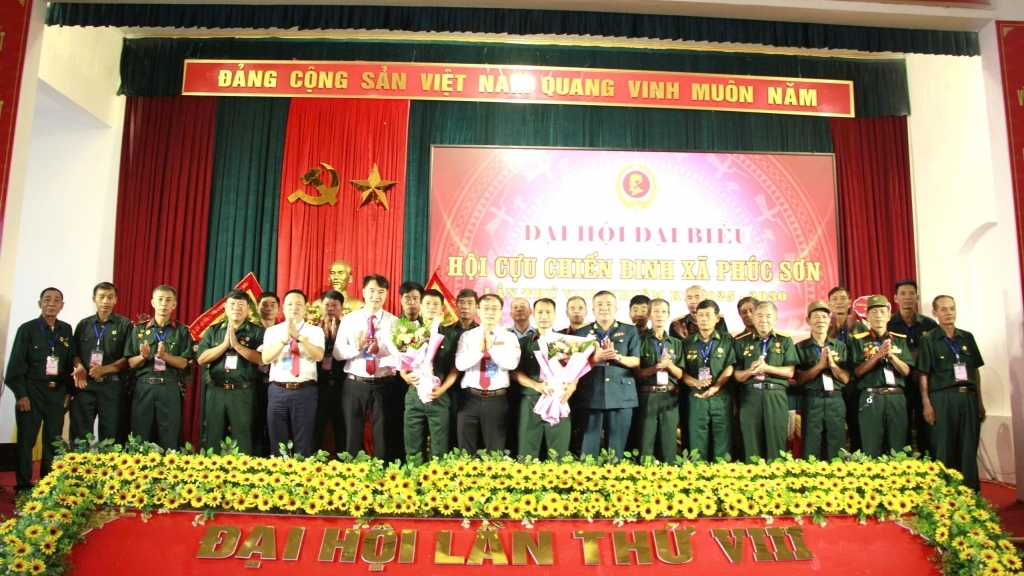 Phát huy truyền thống “Bộ đội Cụ Hồ”, xây dựng xã giàu đẹp, văn minh