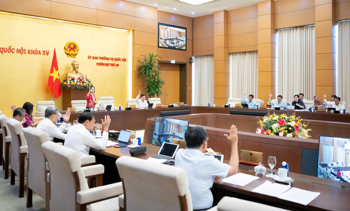 Thường vụ Quốc hội thông qua sửa đổi Nghị quyết liên tịch về tiếp xúc cử tri của đại biểu Quốc hội và đại biểu HĐND