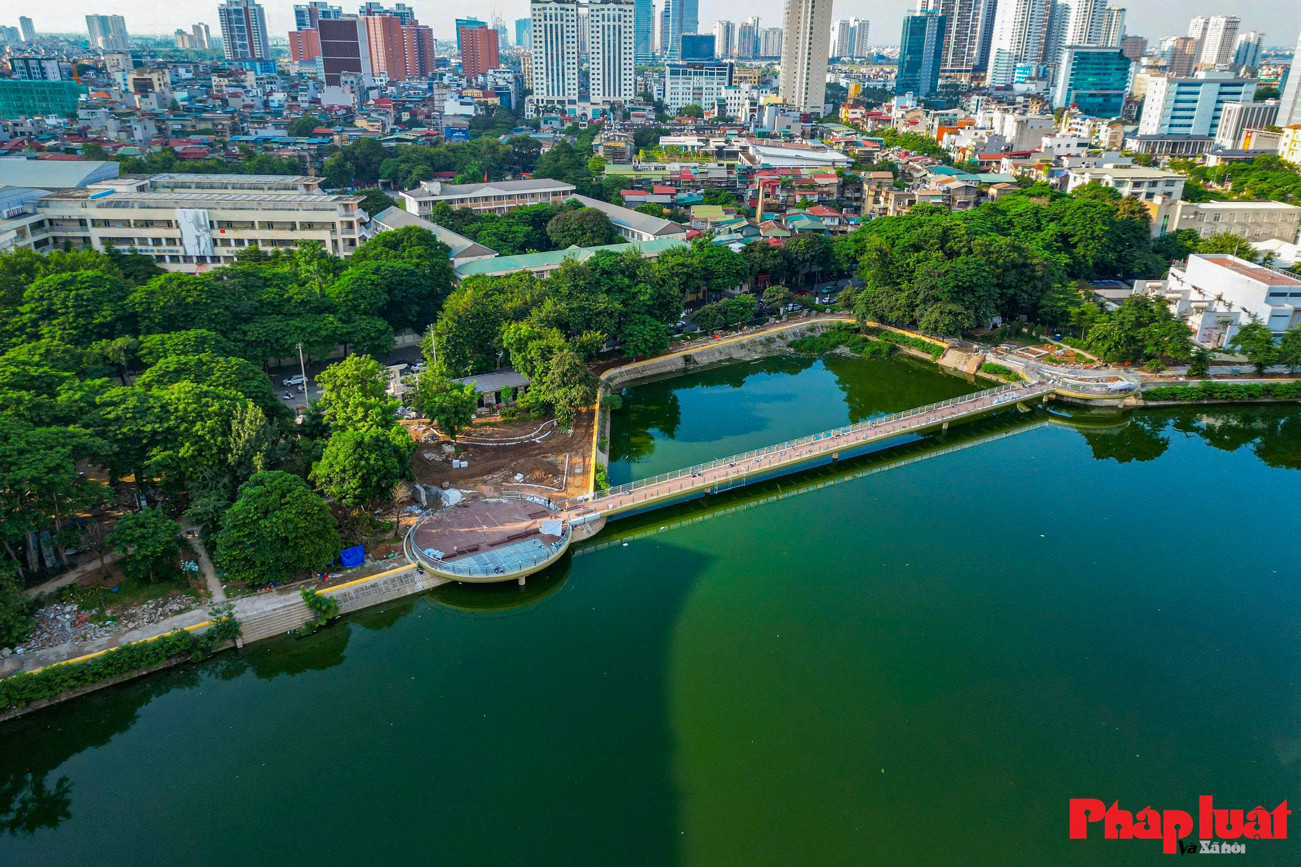 Công viên Nghĩa Đô 