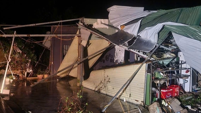 Huy động mọi lực lượng, phương tiện ứng phó, khắc phục hậu quả bão số 10