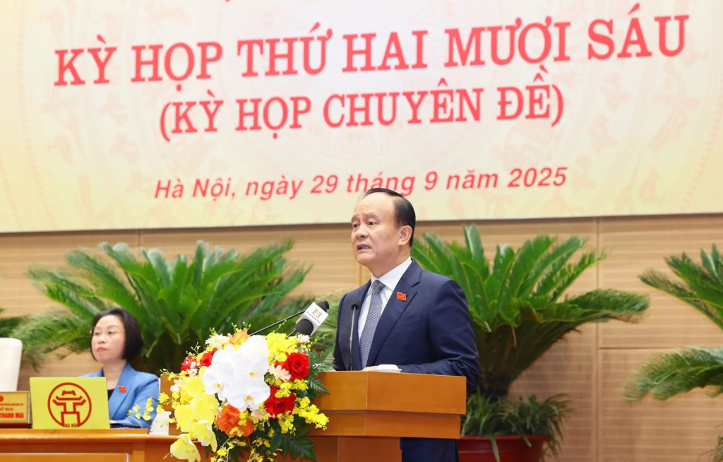 Chủ tịch HĐND TP Hà Nội Nguyễn Ngọc Tuấn phát biểu khai mạc Kỳ họp. Ảnh: Thanh Hải Chủ tịch HĐND TP Hà Nội Nguyễn Ngọc Tuấn phát biểu khai mạc Kỳ họp. Ảnh: Thanh Hải