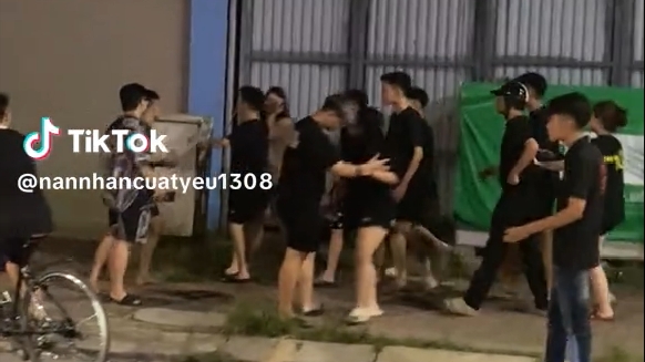 Hải Phòng: triệu tập 10 đối tượng gây rối trên đường Bùi Viện trong đêm