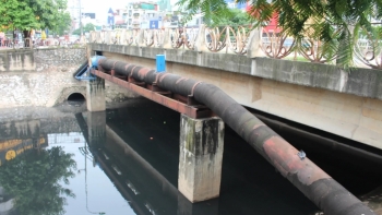 Kỳ 3: Hiện trạng “kênh nước thải lộ thiên” giữa lòng phố