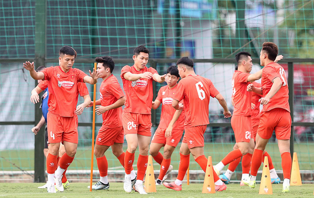 Đội tuyển Việt Nam công bố danh sách chuẩn bị cho vòng loại Asian Cup 2027