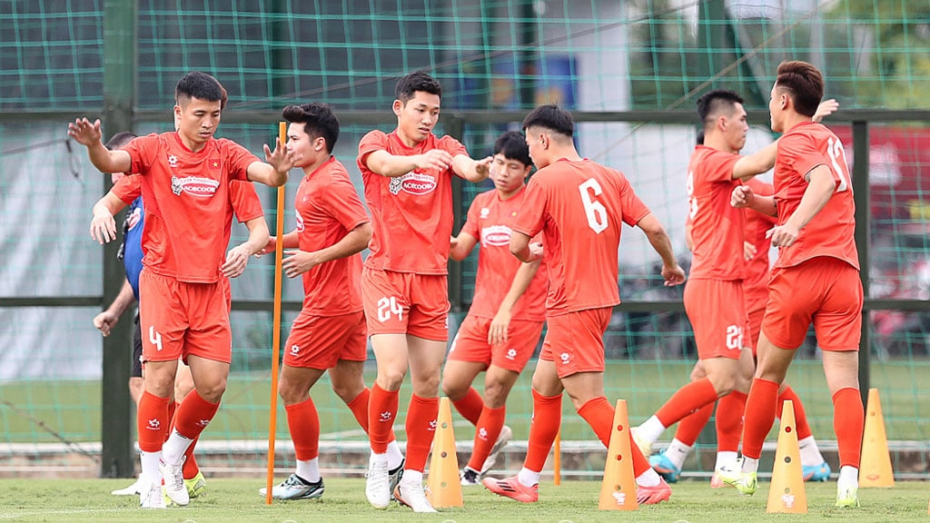 Đội tuyển Việt Nam công bố danh sách chuẩn bị cho vòng loại Asian Cup 2027