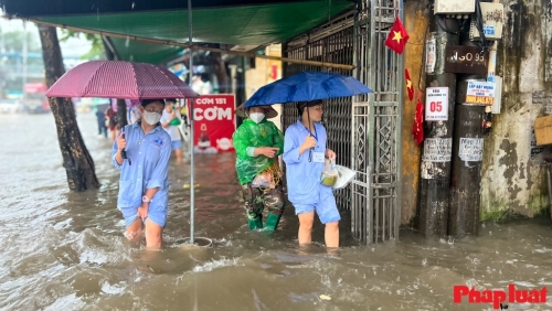 Cảnh báo guy cơ bùng phát dịch bệnh sau mưa lũ do bão số 10